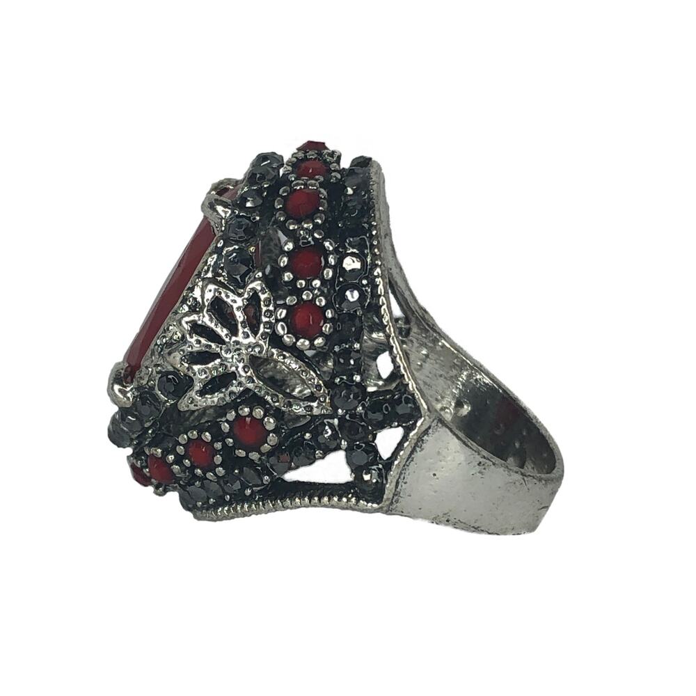 Silver and Red Rhinestone Statement Ring - Size 9 - Picture 4 of 6